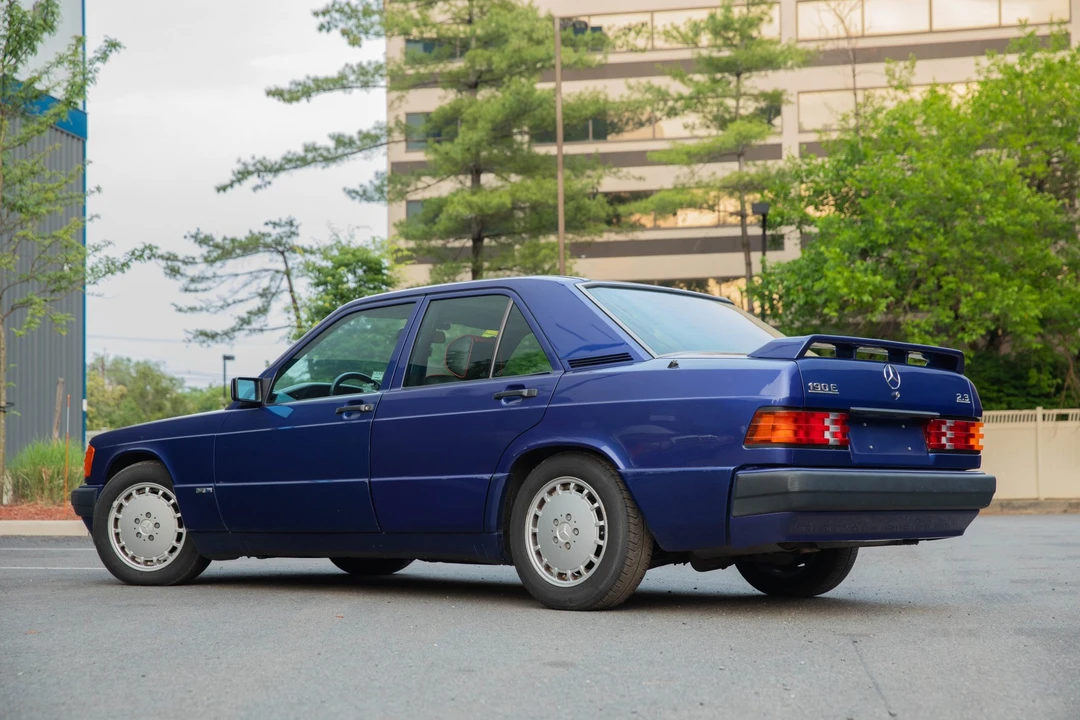1992 Mercedes-Benz 190E - Image 12 of 31