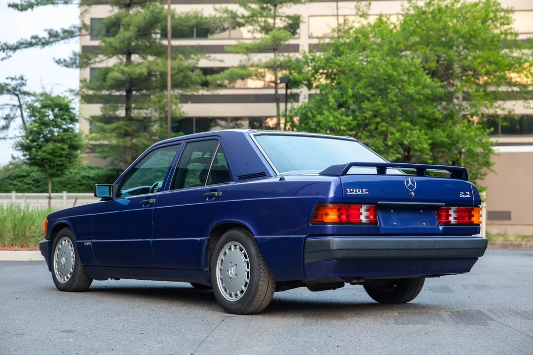 1992 Mercedes-Benz 190E - Image 13 of 31