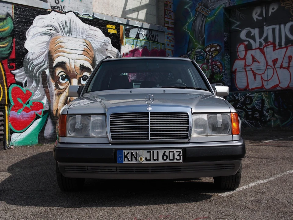 1992 Mercedes-Benz W124 E-Class - Image 5 of 31