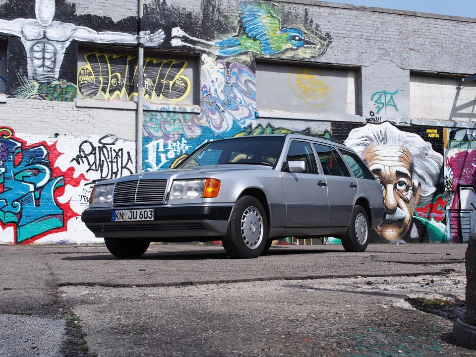1992 Mercedes-Benz W124 E-Class - Image 6 of 31