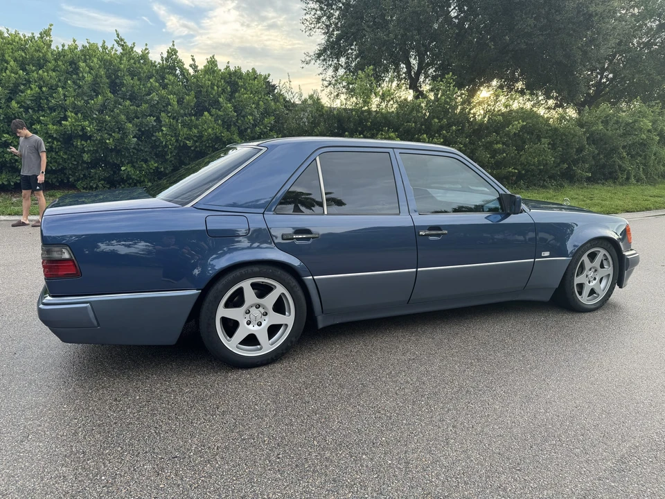 1992 Mercedes-Benz 500E & E500 - Image 11 of 31