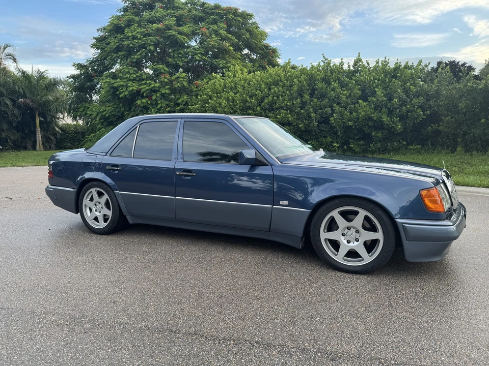 1992 Mercedes-Benz 500E & E500 - Image 9 of 31