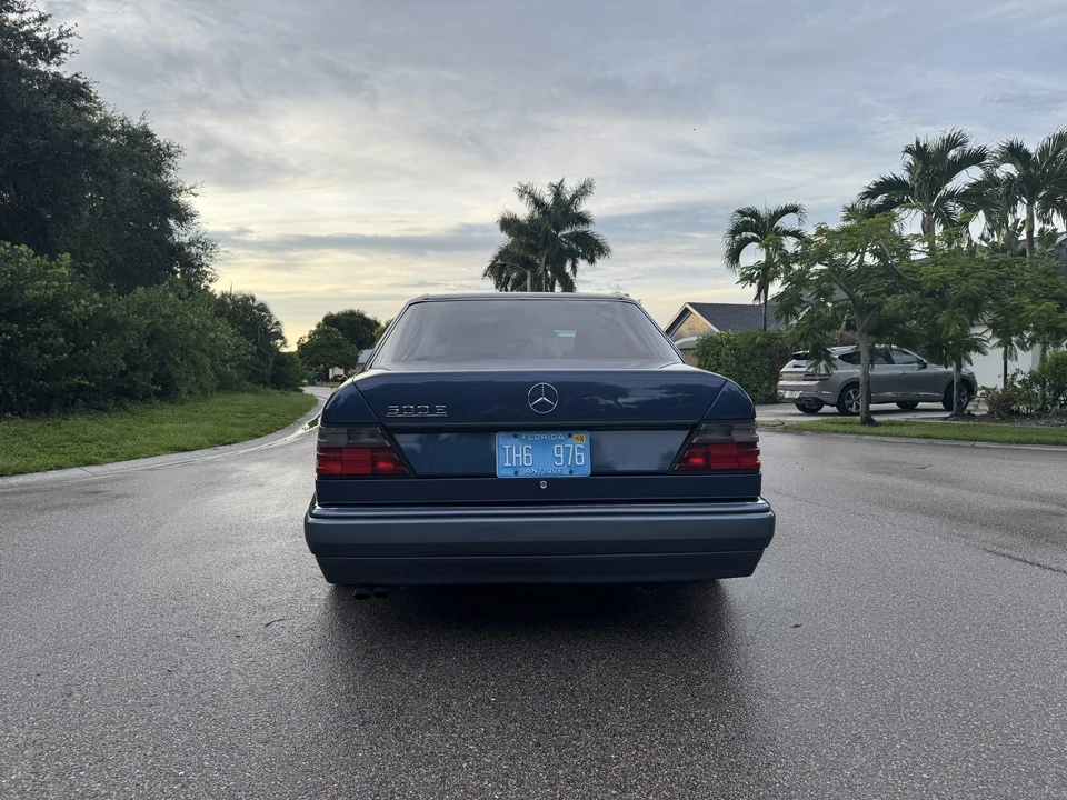 1992 Mercedes-Benz 500E & E500 - Image 16 of 31