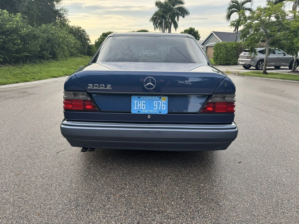 1992 Mercedes-Benz 500E & E500 - Image 17 of 31