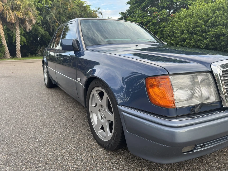 1992 Mercedes-Benz 500E & E500 - Image 29 of 31