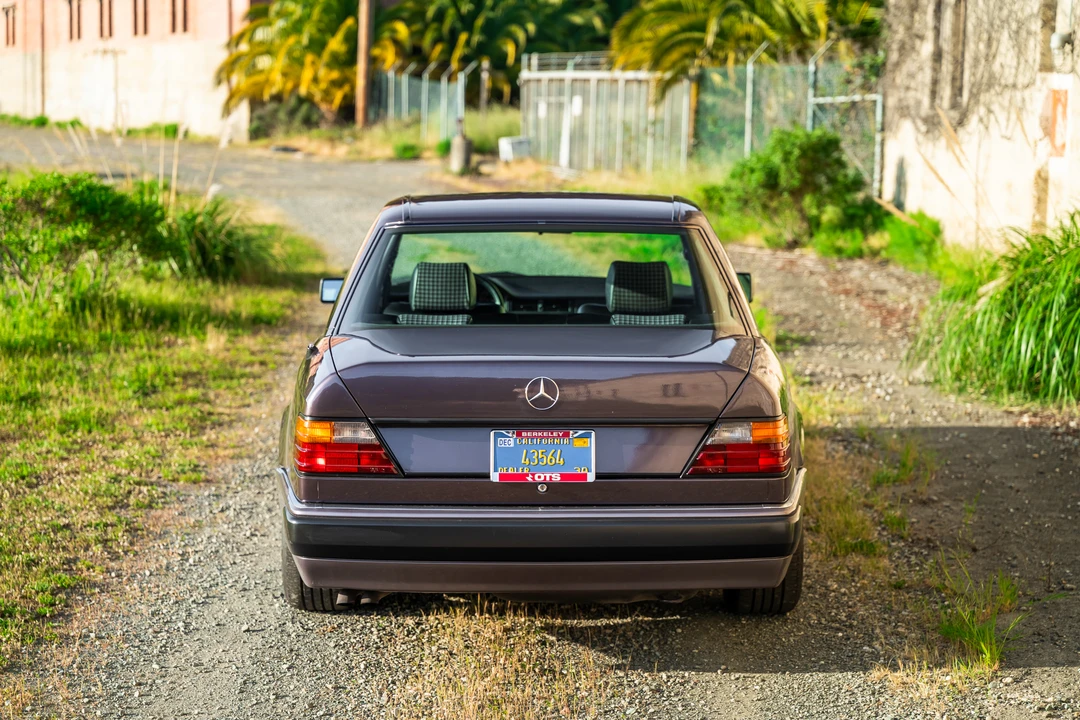 1992 Mercedes-Benz 500E & E500 - Image 18 of 31