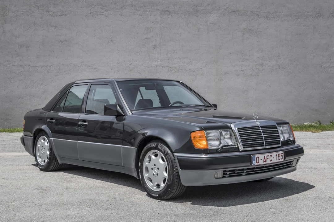 1992 Mercedes-Benz 500E & E500 - Image 15 of 31