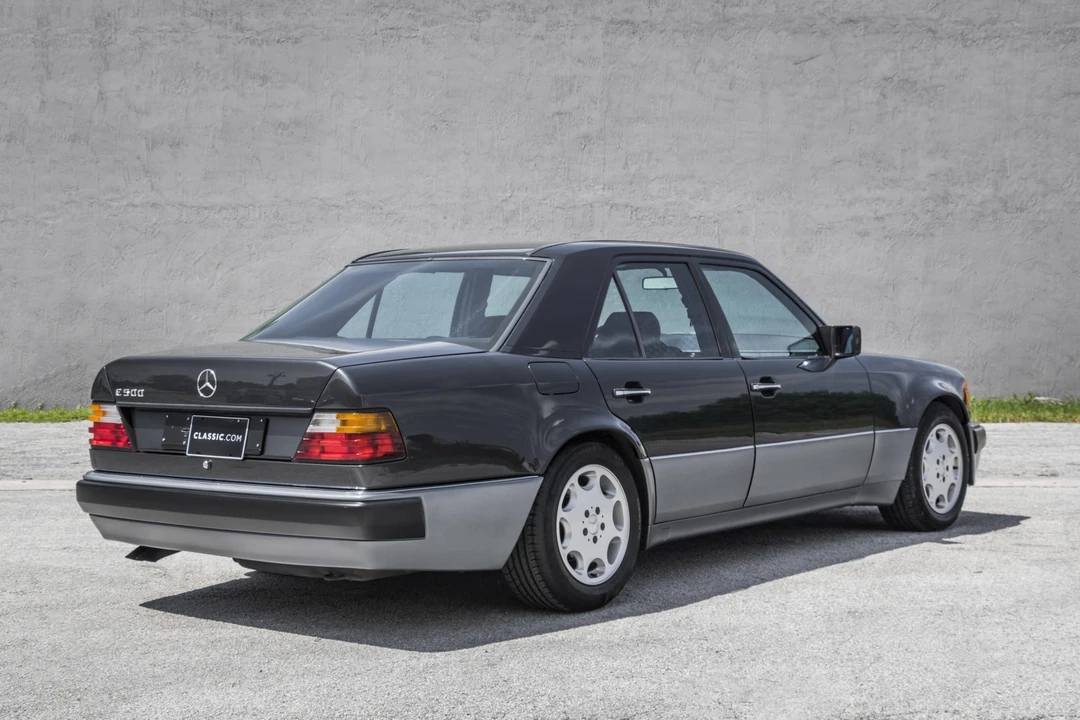 1992 Mercedes-Benz 500E & E500 - Image 17 of 31