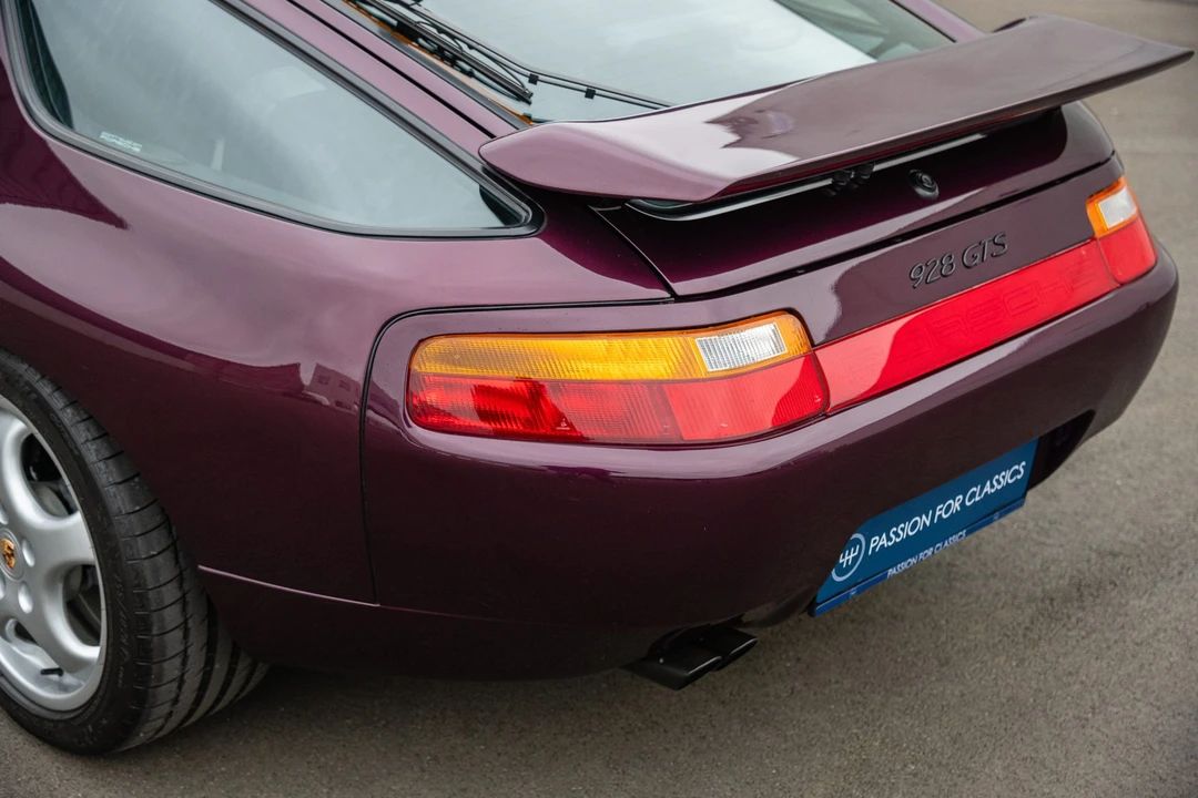 1992 Porsche 928 GTS - Image 17 of 31