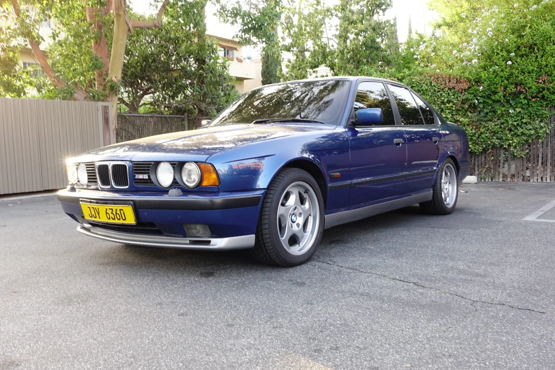 1993 BMW E34 M5 - Image 2 of 31