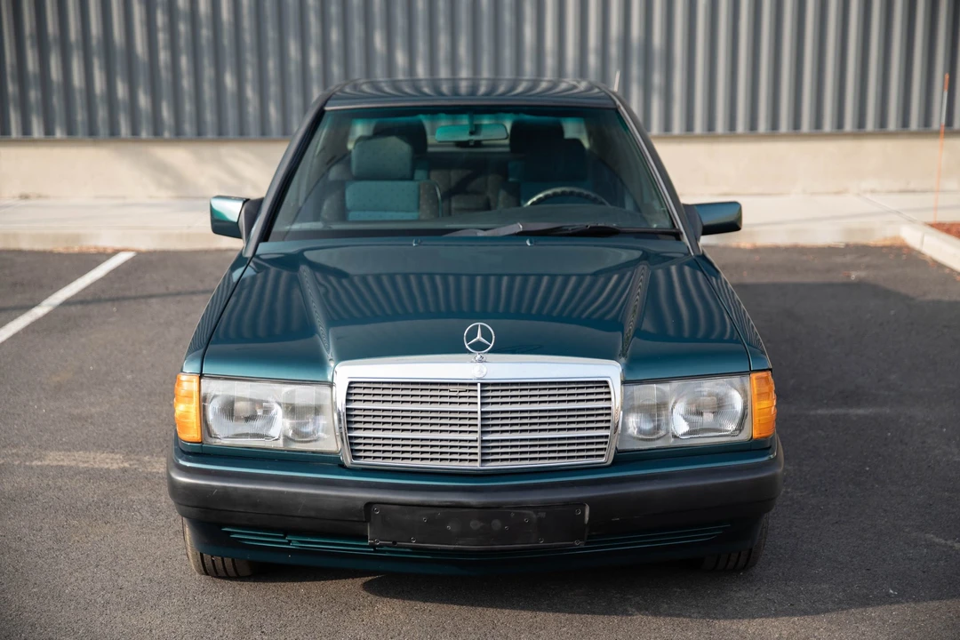 1993 Mercedes-Benz 190E - Image 5 of 31