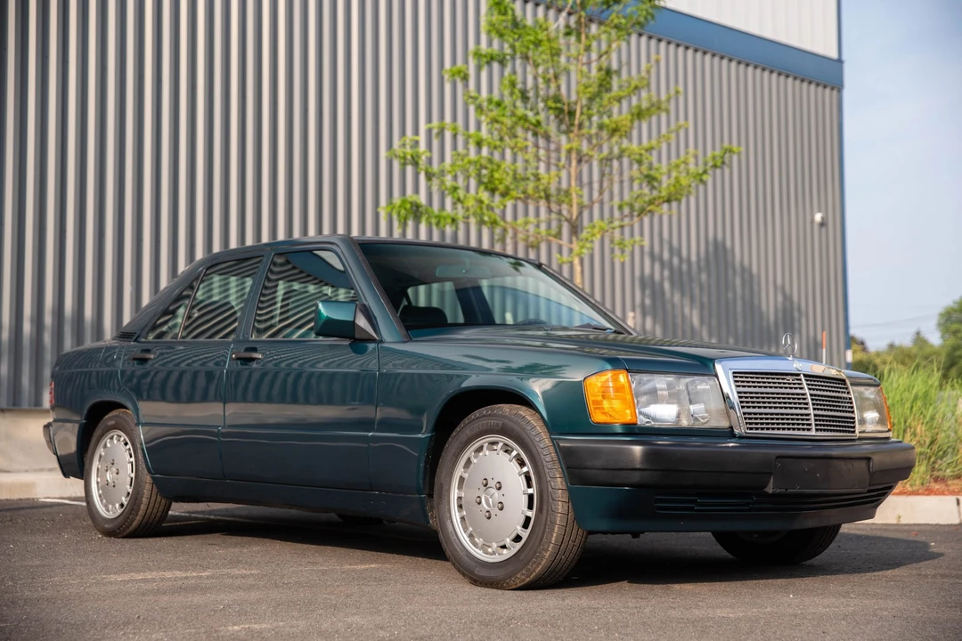 1993 Mercedes-Benz 190E - Image 8 of 31