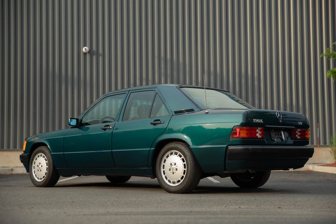 1993 Mercedes-Benz 190E - Image 22 of 31
