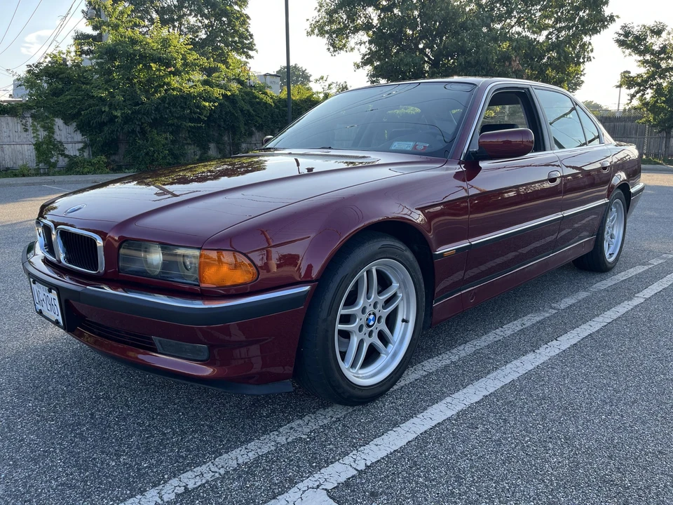 1994 BMW E38 7 Series - Image 3 of 31