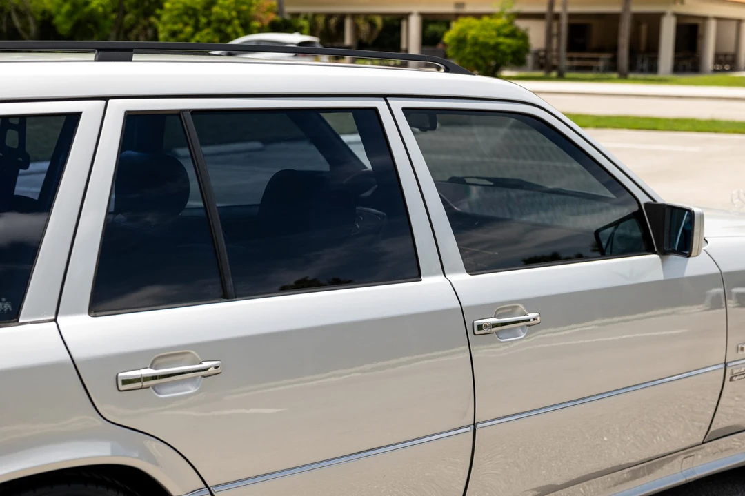 1994 Mercedes-Benz W124 E-Class - Image 15 of 31