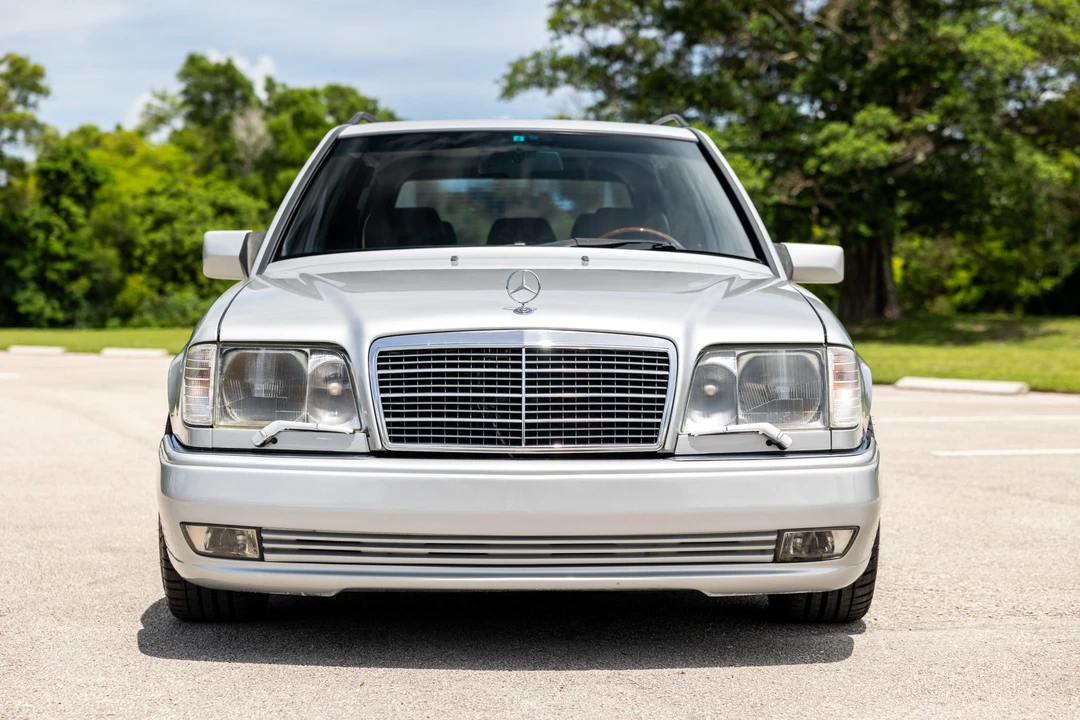 1994 Mercedes-Benz W124 E-Class - Image 3 of 31