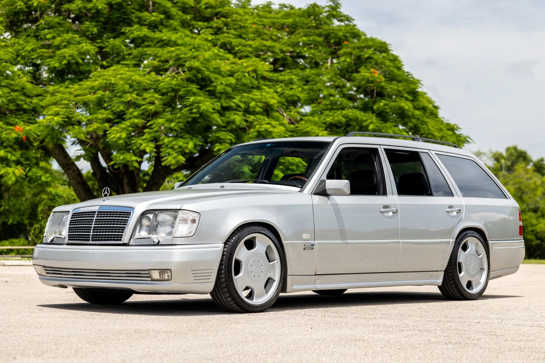 1994 Mercedes-Benz W124 E-Class - Image 2 of 31