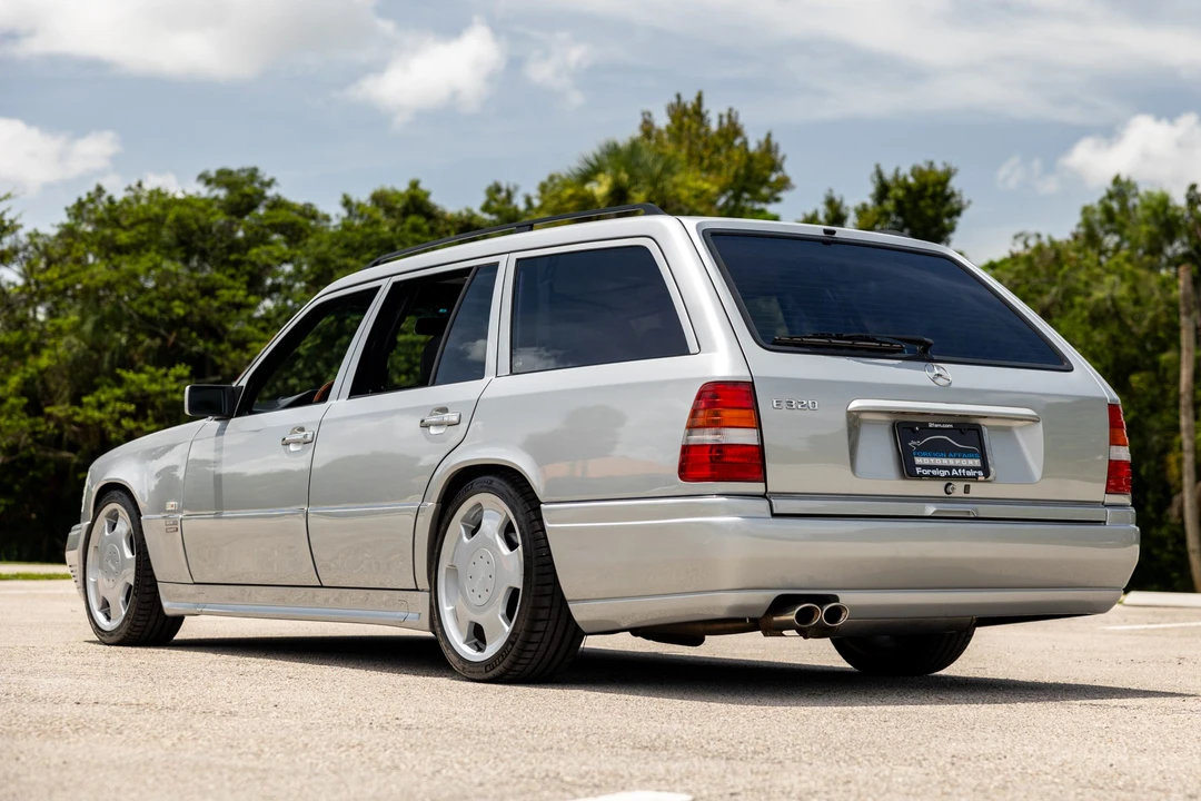 1994 Mercedes-Benz W124 E-Class - Image 9 of 31