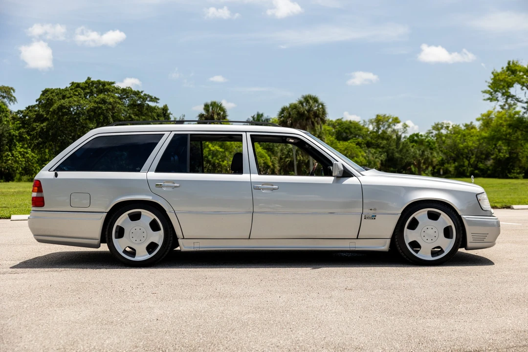 1994 Mercedes-Benz W124 E-Class - Image 6 of 31