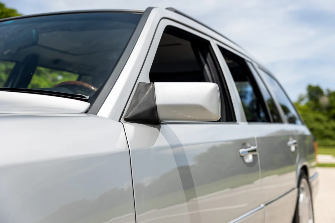 1994 Mercedes-Benz W124 E-Class - Image 24 of 31