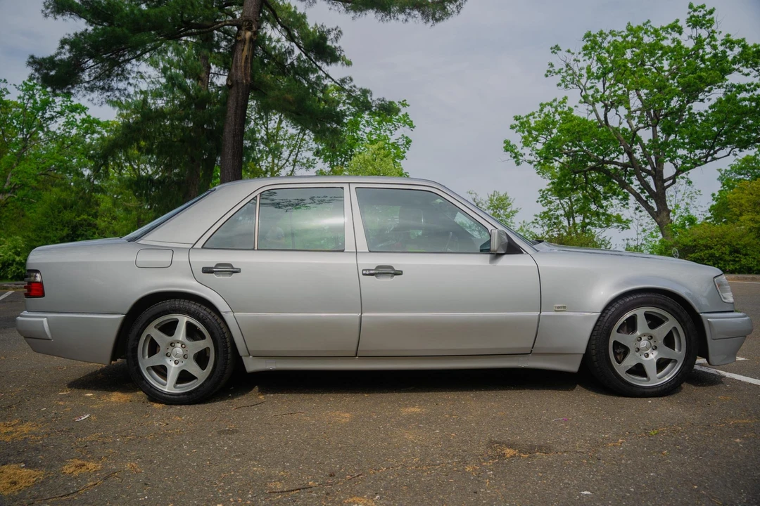 1994 Mercedes-Benz 500E & E500 - Image 6 of 31
