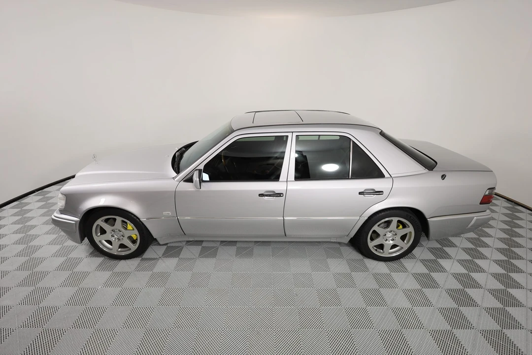 1994 Mercedes-Benz 500E & E500 - Image 18 of 31