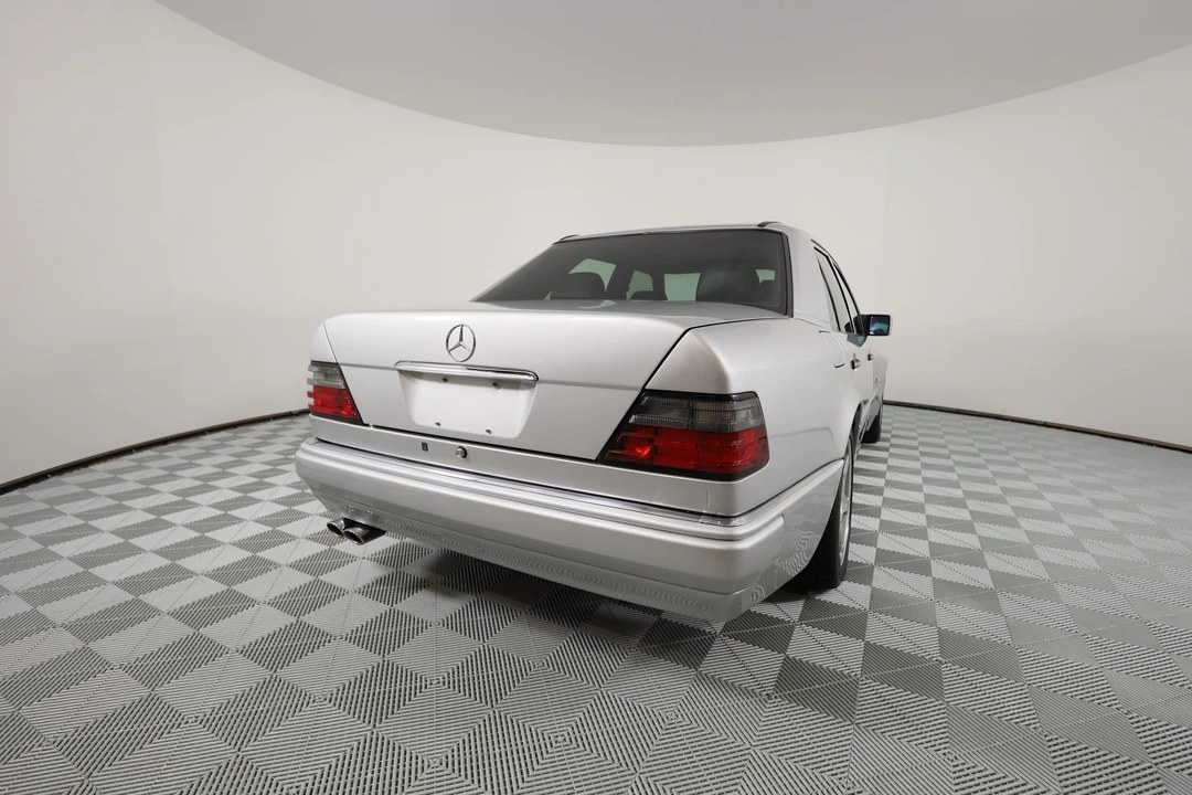 1994 Mercedes-Benz 500E & E500 - Image 28 of 31