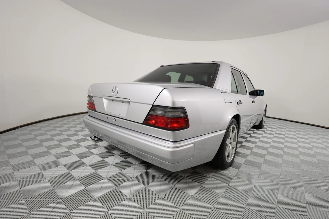 1994 Mercedes-Benz 500E & E500 - Image 29 of 31