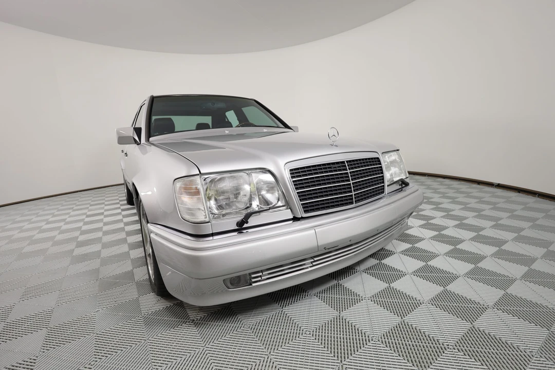 1994 Mercedes-Benz 500E & E500 - Image 8 of 31