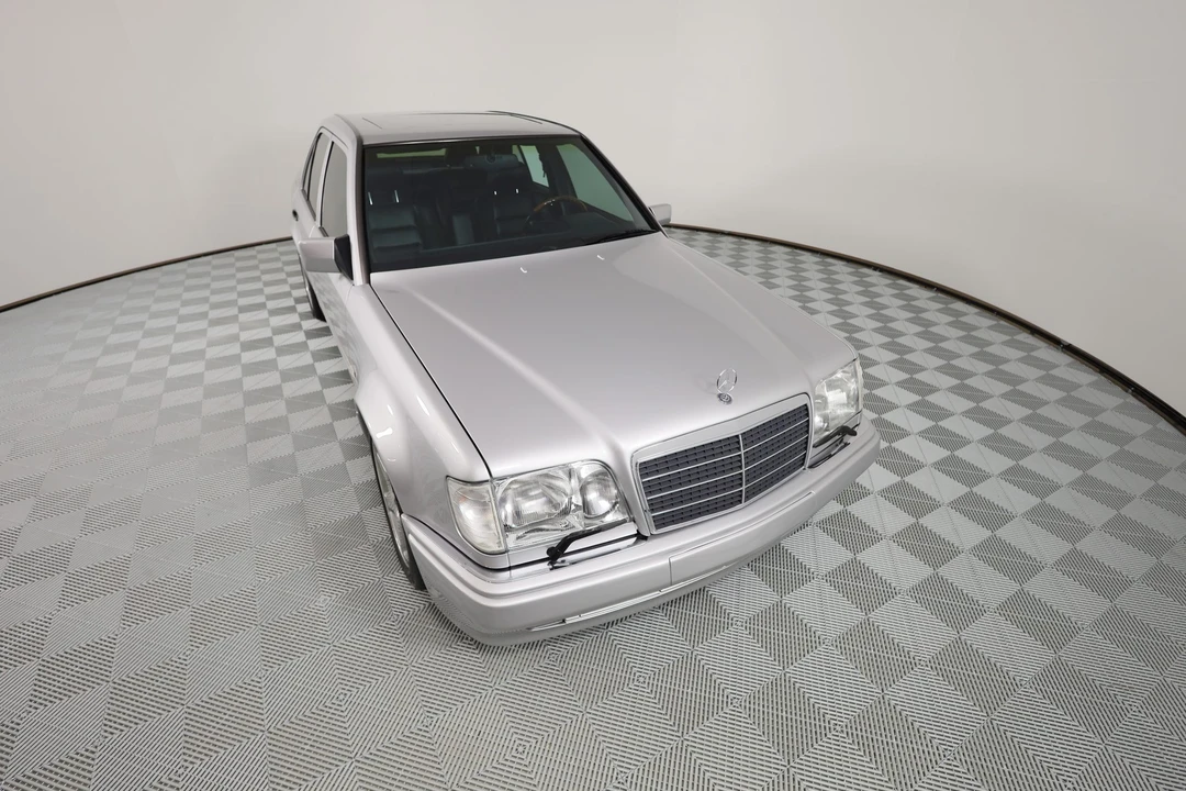1994 Mercedes-Benz 500E & E500 - Image 6 of 31