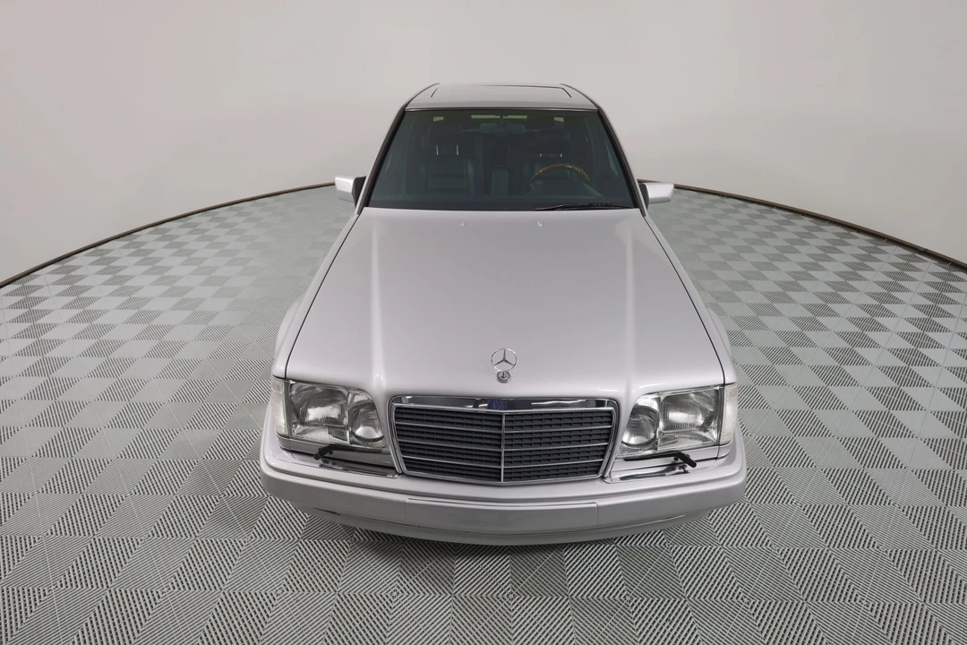 1994 Mercedes-Benz 500E & E500 - Image 10 of 31