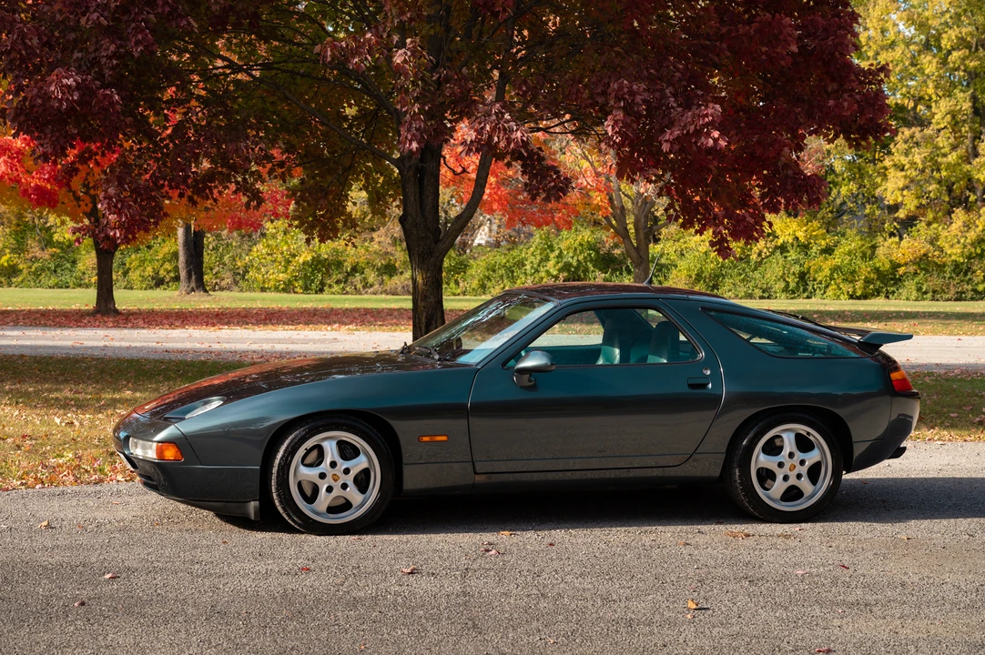 1994 Porsche 928 GTS - Image 13 of 31