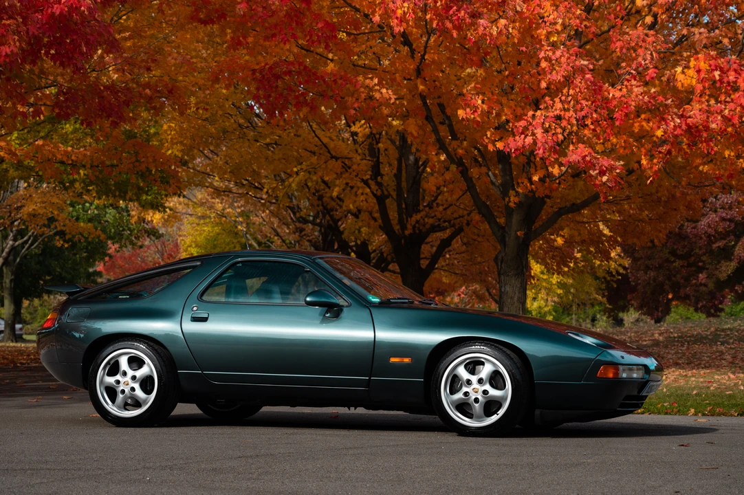 1994 Porsche 928 GTS - Image 8 of 31