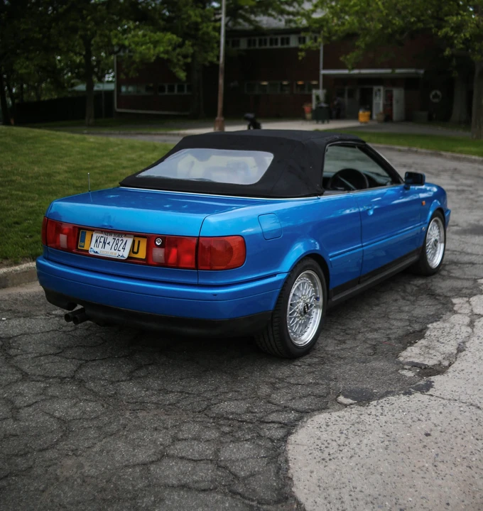 1995 Audi Coupe & Cabriolet - Image 28 of 31