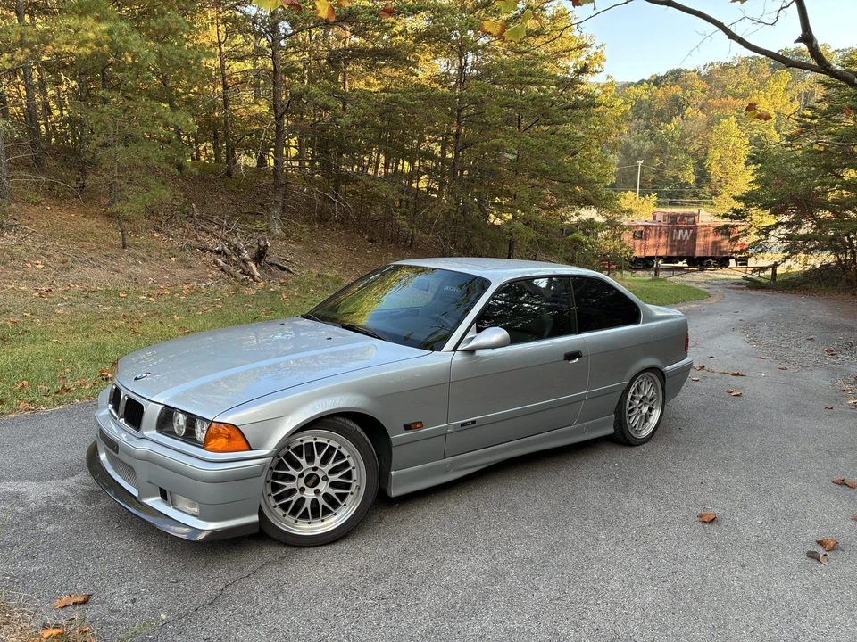 1995 BMW E36 M3 - Image 2 of 31