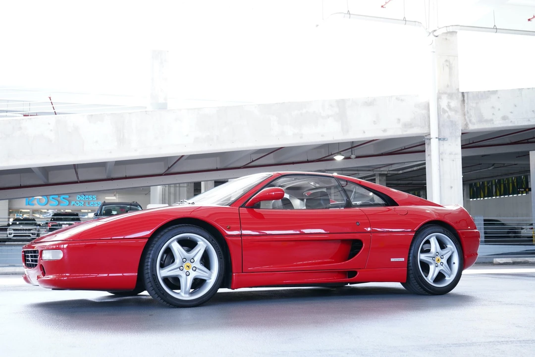 1995 Ferrari F355 GTS - Image 2 of 31