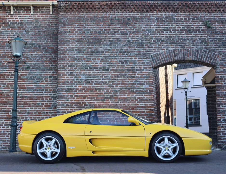 1995 Ferrari F355 GTS - Image 6 of 31