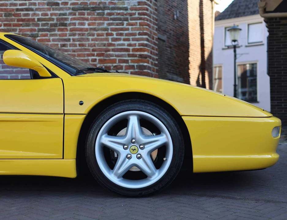 1995 Ferrari F355 GTS - Image 28 of 31