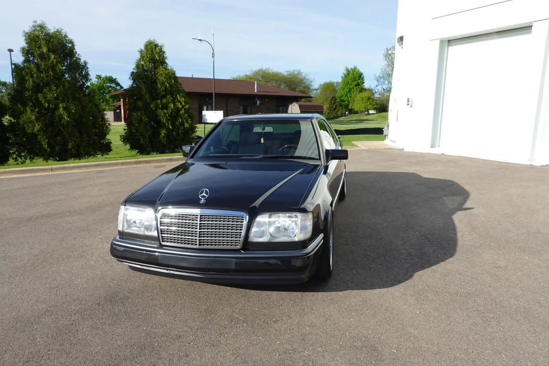 1995 Mercedes-Benz W124 E-Class - Image 4 of 31