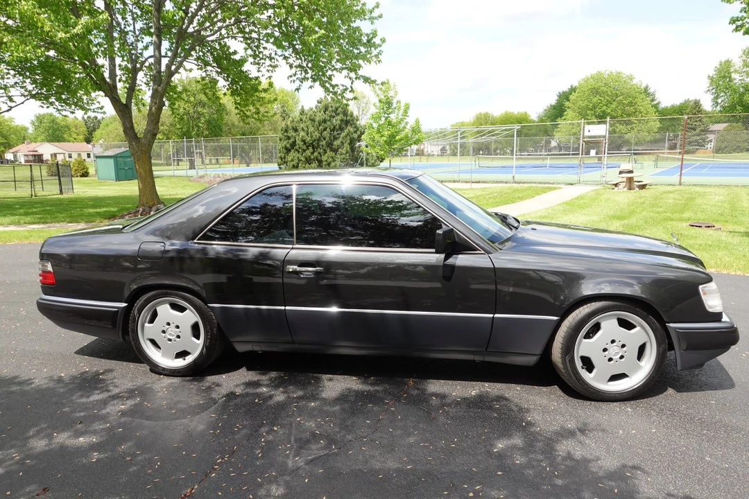 1995 Mercedes-Benz W124 E-Class - Image 26 of 31