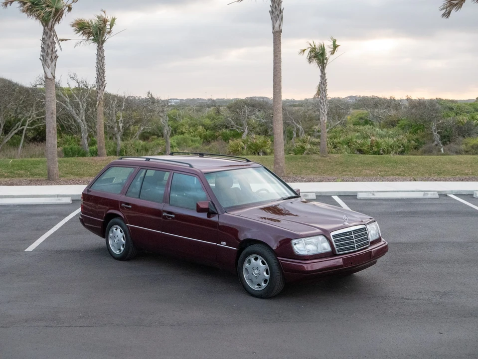 1995 Mercedes-Benz W124 E-Class - Image 7 of 31