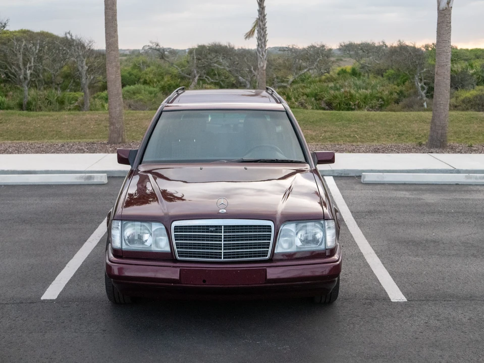 1995 Mercedes-Benz W124 E-Class - Image 5 of 31