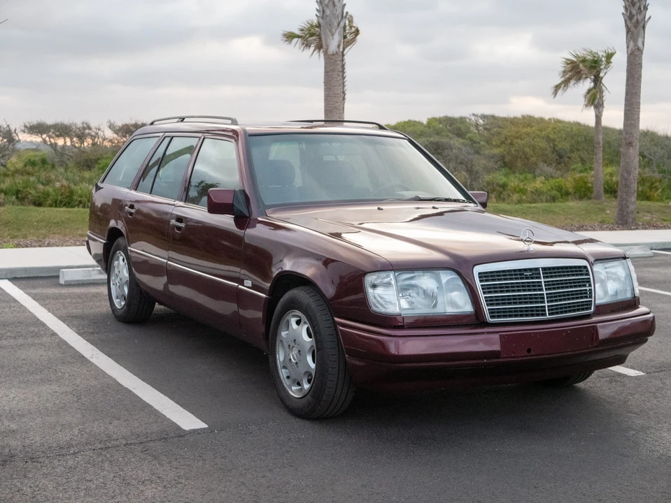 1995 Mercedes-Benz W124 E-Class - Image 6 of 31