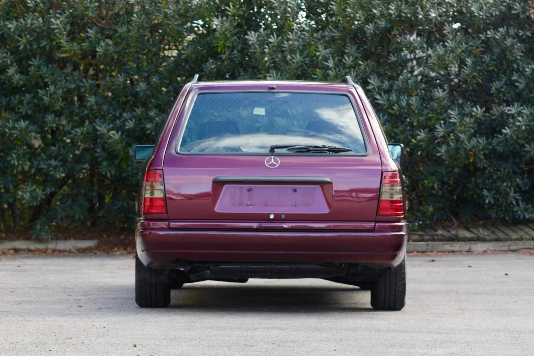 1995 Mercedes-Benz W124 E-Class - Image 18 of 31