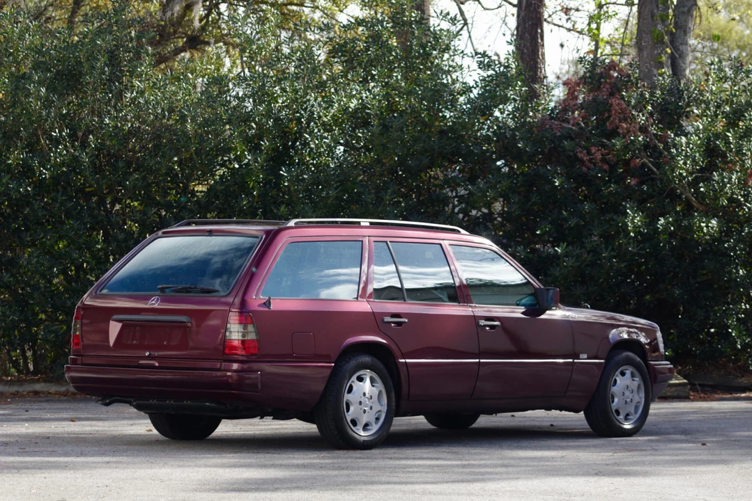 1995 Mercedes-Benz W124 E-Class - Image 19 of 31
