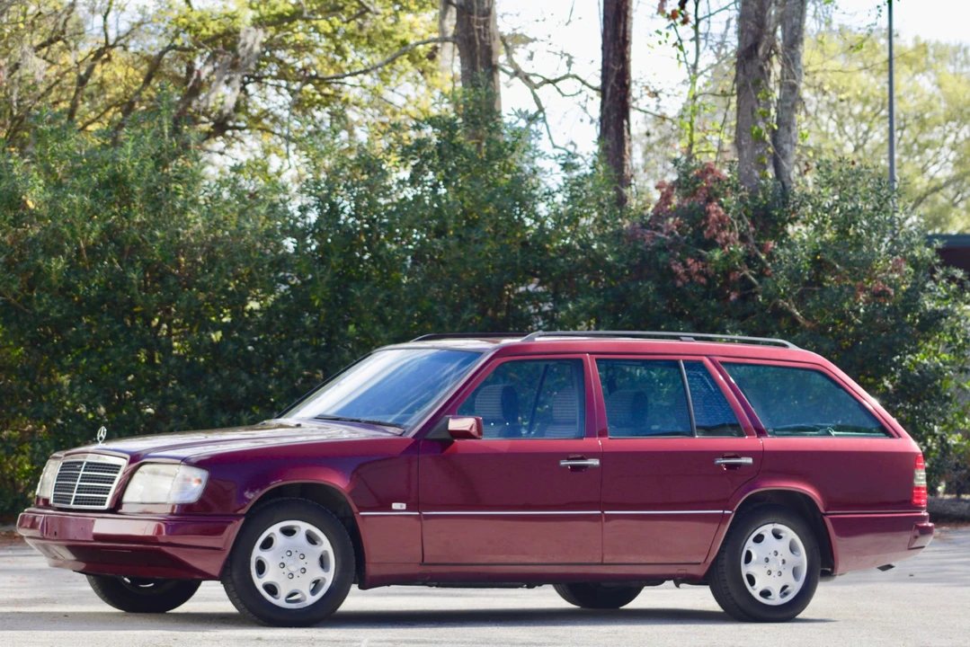 1995 Mercedes-Benz W124 E-Class - Image 15 of 31