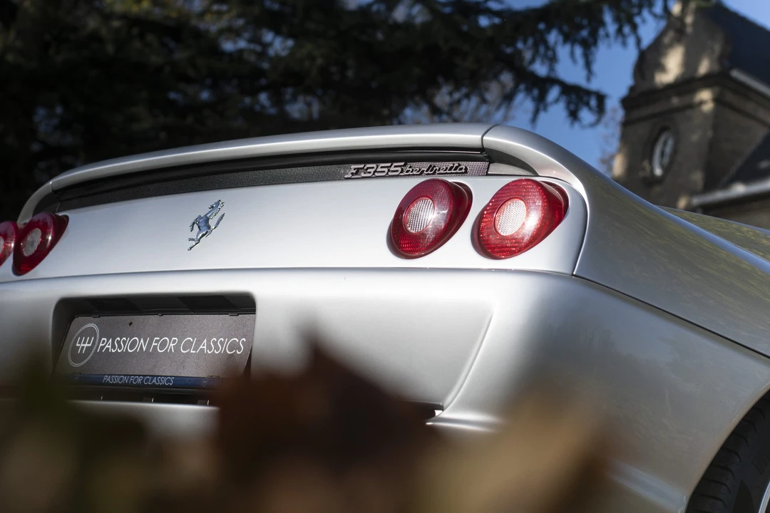 1996 Ferrari F355 Berlinetta - Image 25 of 31