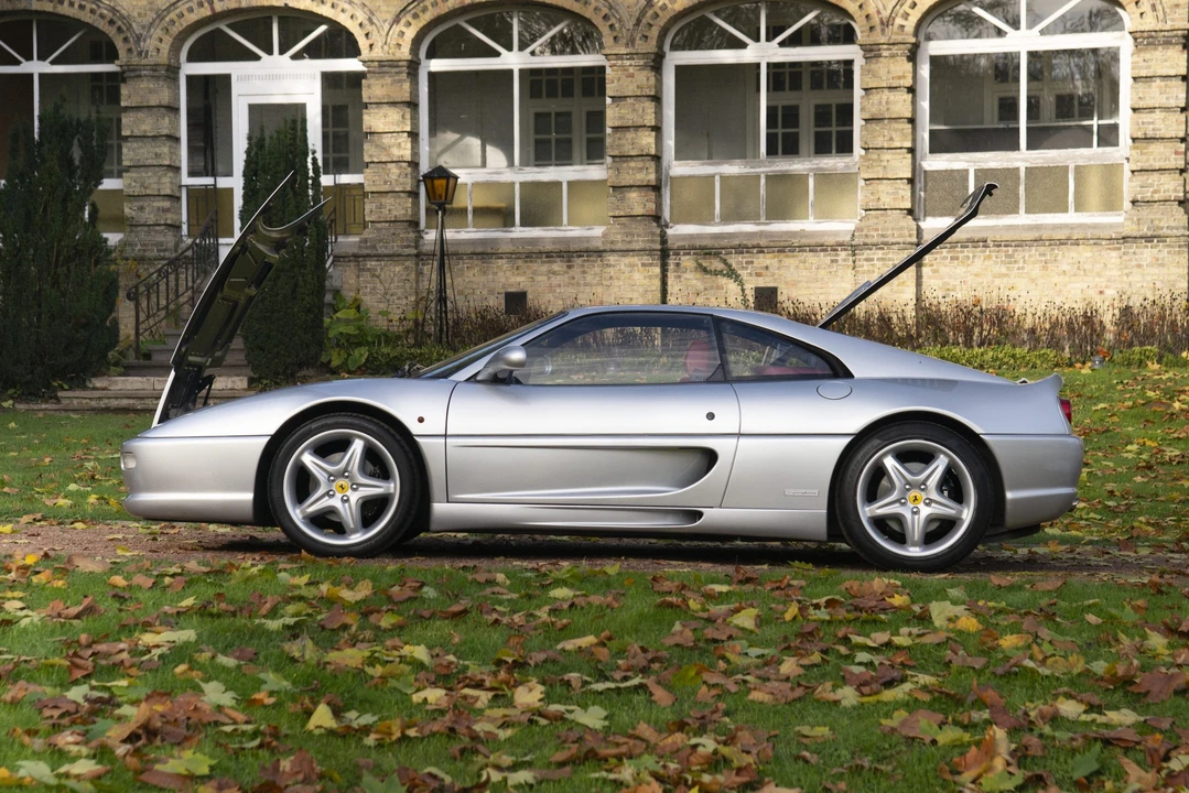 1996 Ferrari F355 Berlinetta - Image 4 of 31