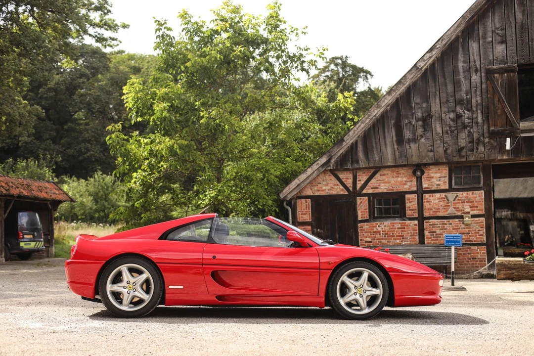 1996 Ferrari F355 GTS - Image 10 of 31