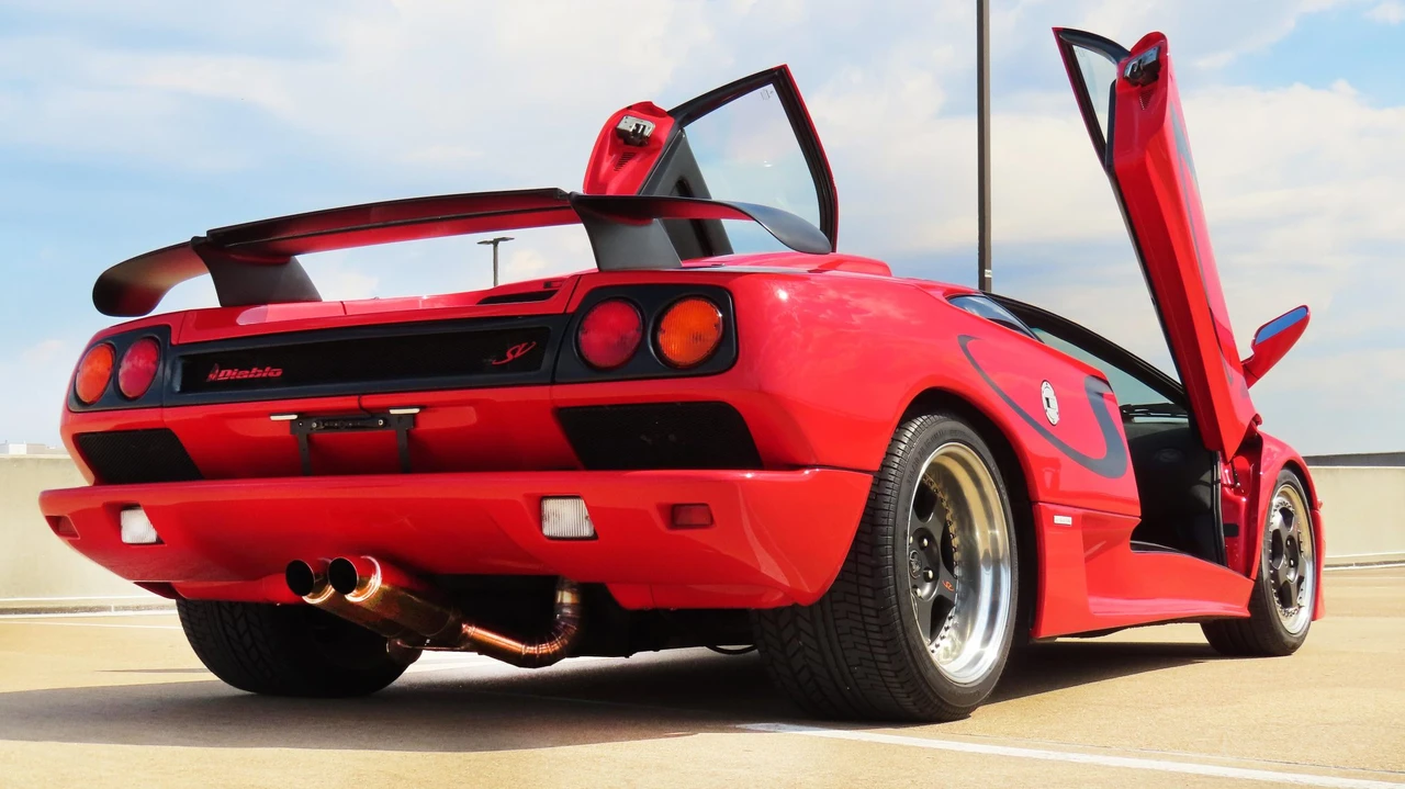1997 Lamborghini Diablo SV - Image 29 of 31